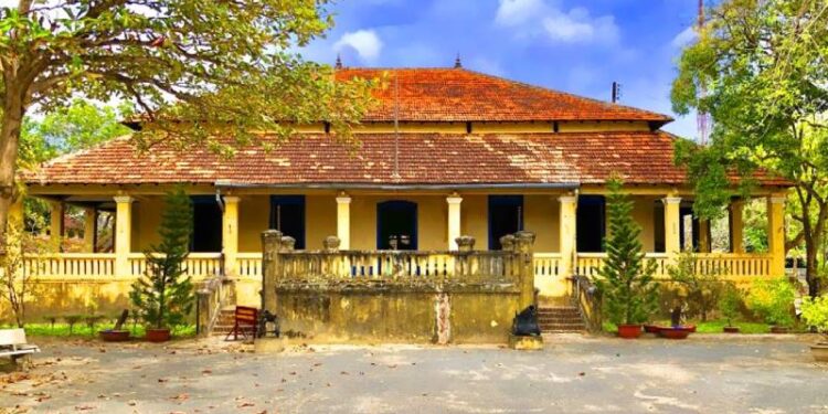 Một góc Dinh Chúa Đảo